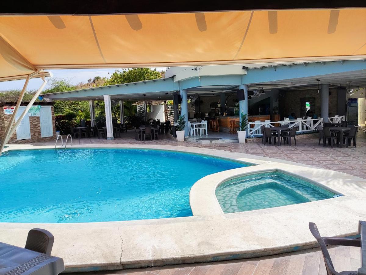 Hotel El Barco Compostela de Azua Kültér fotó